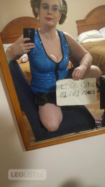 Angie here!!!, 23 Caucasian/White female escort, Niagara Region